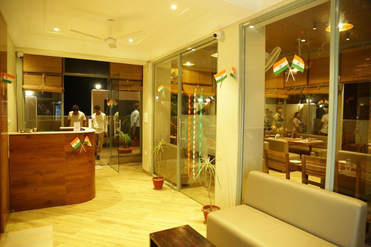 The Jawai Gateway Hotel Sheoganj Buitenkant foto